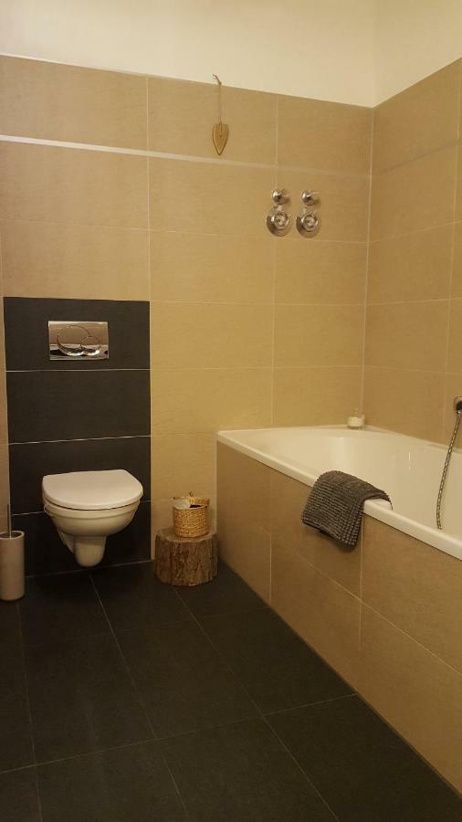 Aryve Jc Studio - Altstadtnahes Boutique Apartment Inklusive Kostenfreiem Parkplatz Ерфурт Екстер'єр фото